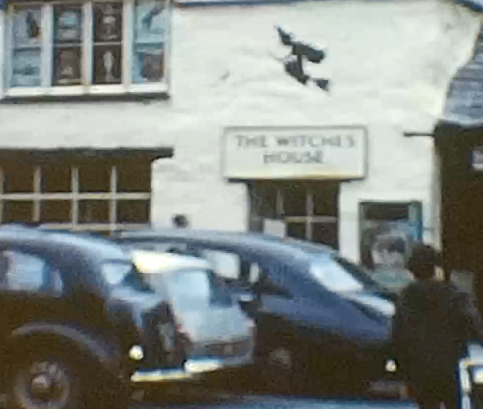 5276549