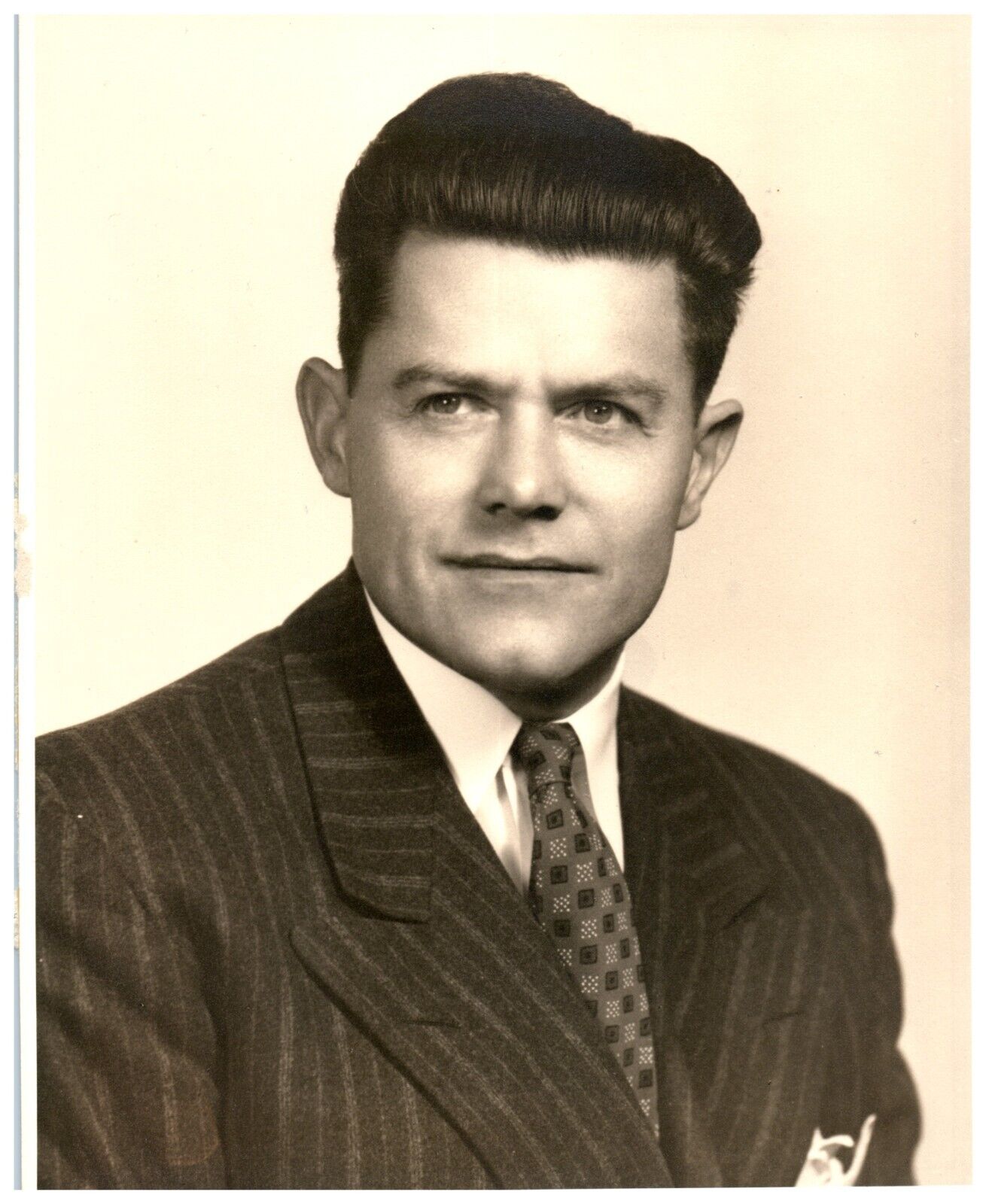 5287842
